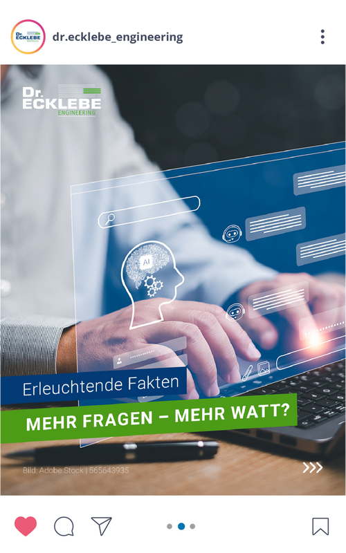 Mann tippt auf einer Tastatur, überlagert von einer digitalen Benutzeroberfläche mit einem stilisierten Kopf