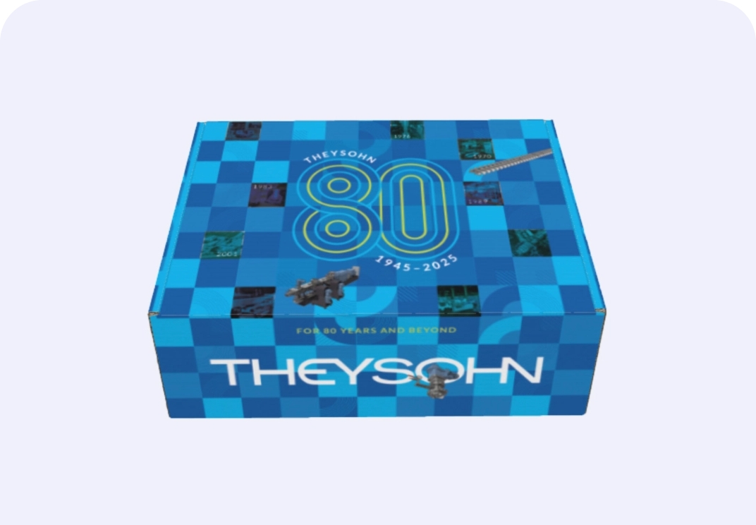 Blaue Geschenkbox mit dem Firmenlogo von They Sohn und der Aufschrift 80 Jahre 1945-2025