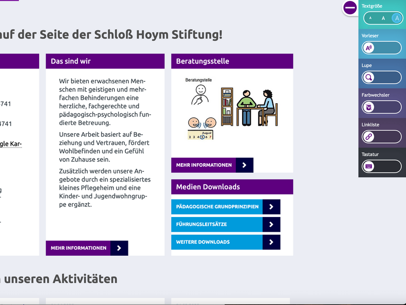 Illustration einer Beratungsstelle mit zwei Personen an einem Tisch und einer Person mit einem Kalender
